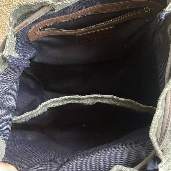 Everlane backpack - Picture 2 of 4